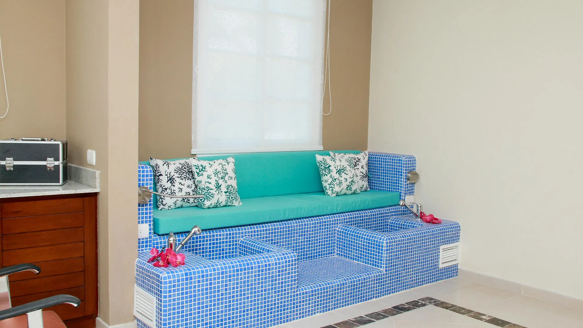 Bahia Principe Luxury Esmeralda All Inclusive - Newly Renovated (Adults Only) Punta Cana Resort