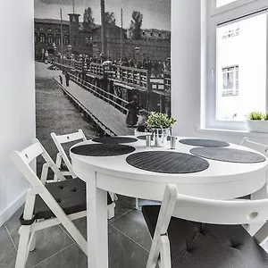  Apartament Mieszkanie Przy Deptaku Polska